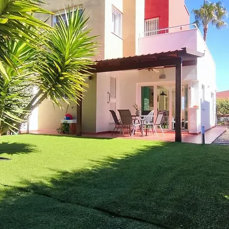 Сasa de vacaciones Tabarca Con Jardin Y Piscina Comunitaria *