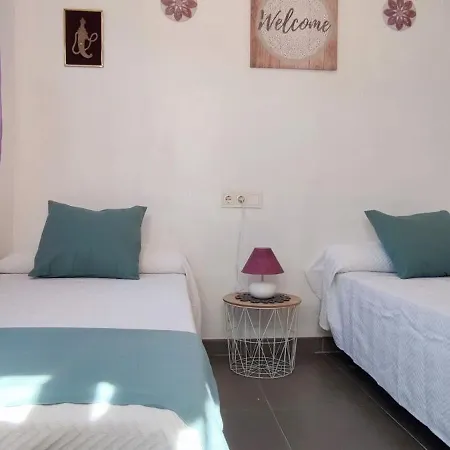 Tabarca Con Jardin Y Piscina Comunitaria Сasa de vacaciones