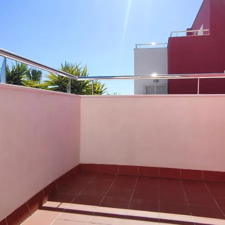 Сasa de vacaciones Tabarca Con Jardin Y Piscina Comunitaria *