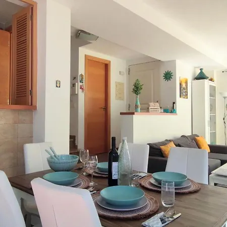 Tabarca Con Jardin Y Piscina Comunitaria Peñíscola